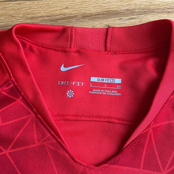 Nike Canada player jersey - Picture 4 of 4